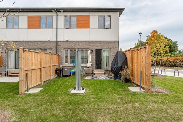 24 Steele Crescent, House attached with 3 bedrooms, 2 bathrooms and 2 parking in Guelph ON | Image 32