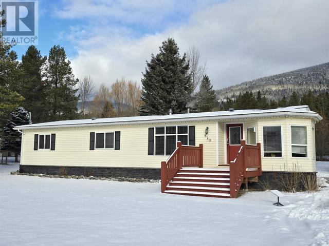 820 Beaven Crescent, House other with 3 bedrooms, 2 bathrooms and null parking in Valemount BC | Image 2