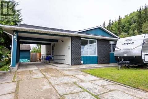 305 Killoren Crescent, Prince George, BC, V2M6J8 | Card Image