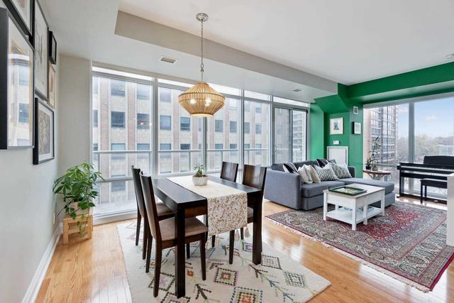 412 - 1 Bedford Rd, Condo with 2 bedrooms, 2 bathrooms and 1 parking in Toronto ON | Image 2