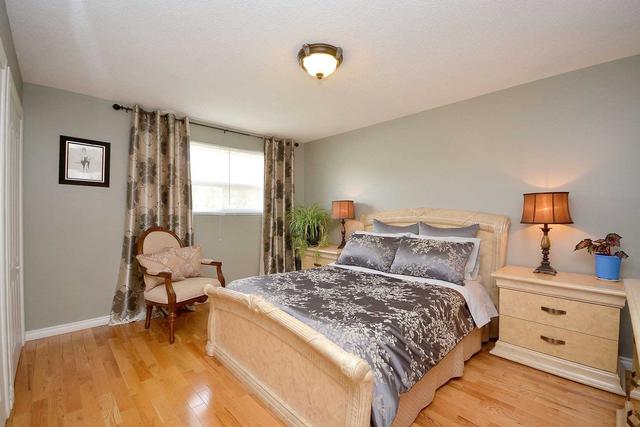 188 - 1055 Shawnmarr Rd, Townhouse with 3 bedrooms, 2 bathrooms and 2 parking in Mississauga ON | Image 9