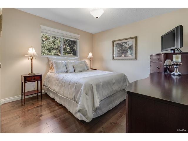 13947 66 Avenue, House detached with 4 bedrooms, 4 bathrooms and 8 parking in Surrey BC | Image 12