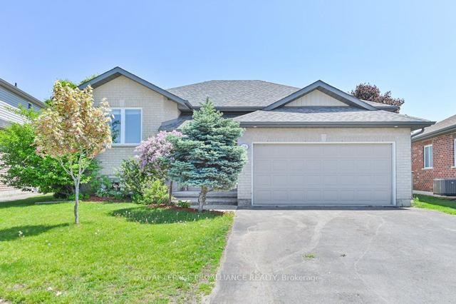 28 Britton Pl, House detached with 3 bedrooms, 2 bathrooms and 4 parking in Belleville ON | Image 23