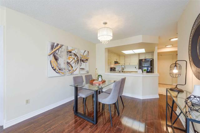 812 - 335 Webb Dr, Condo with 2 bedrooms, 2 bathrooms and 1 parking in Mississauga ON | Image 7