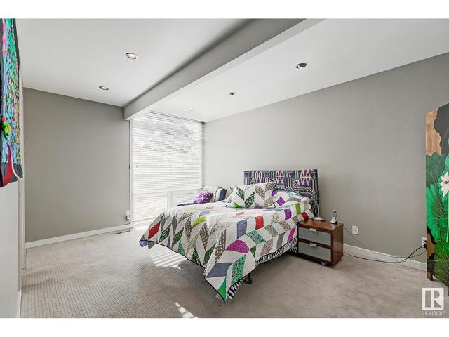 8 Laurier Pl Nw, House detached with 5 bedrooms, 3 bathrooms and 6 parking in Edmonton AB | Image 19