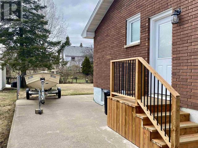 394 Royal St, House detached with 4 bedrooms, 1 bathrooms and null parking in Thunder Bay ON | Image 30