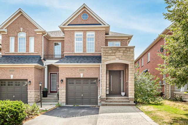 2432 Felhaber Cres, House semidetached with 4 bedrooms, 4 bathrooms and 3 parking in Oakville ON | Image 1