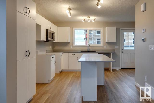17624 62 St Nw, House detached with 3 bedrooms, 2 bathrooms and 2 parking in Edmonton AB | Image 8