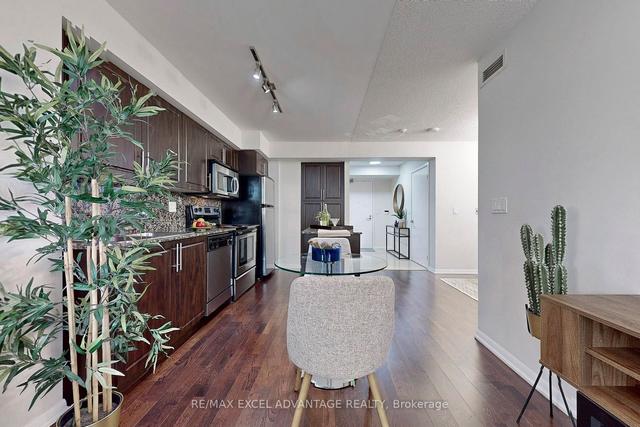 1608 - 215 Fort York Blvd, Condo with 1 bedrooms, 1 bathrooms and 1 parking in Toronto ON | Image 32