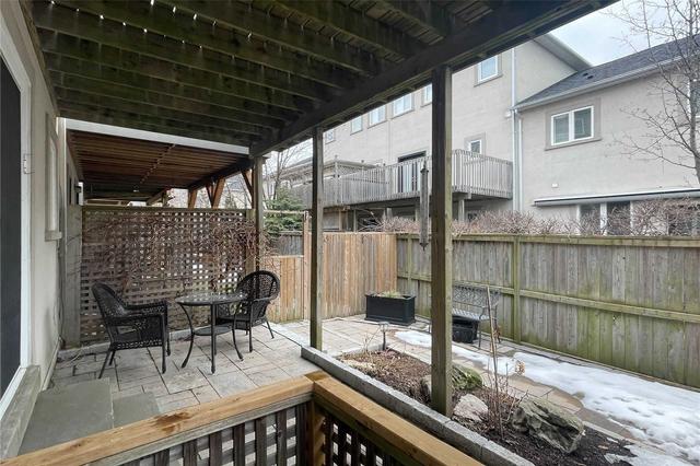 25 Cora Urbel Way, Townhouse with 3 bedrooms, 4 bathrooms and 4 parking in Toronto ON | Image 25
