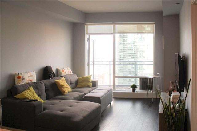 2512 - 21 Widmer St, Condo with 1 bedrooms, 1 bathrooms and null parking in Toronto ON | Image 6
