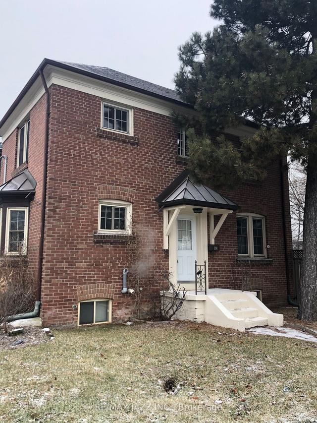 104 O'connor Dr, House detached with 3 bedrooms, 2 bathrooms and 2 parking in Toronto ON | Image 7