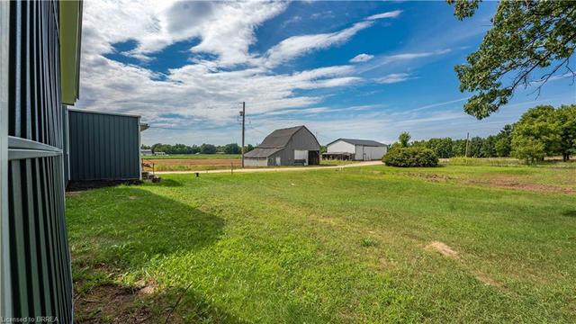 3211 Highway 3, House detached with 3 bedrooms, 2 bathrooms and 4 parking in Norfolk County ON | Image 11