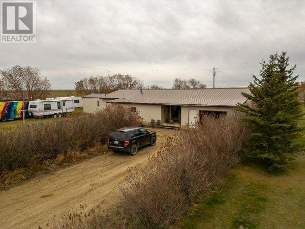 151047 Range Road 171, House other with 5 bedrooms, 2 bathrooms and null parking in Taber MD AB | Image 3