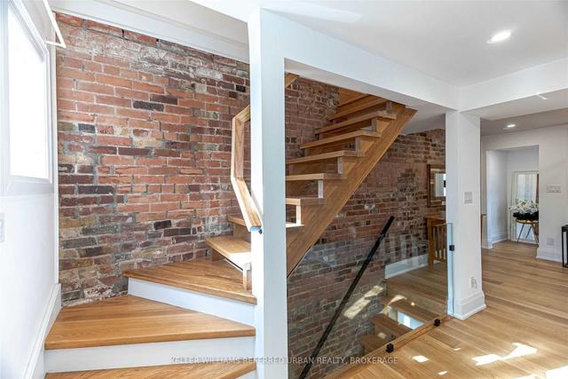 18 Page St, House semidetached with 4 bedrooms, 4 bathrooms and 0 parking in Toronto ON | Image 15