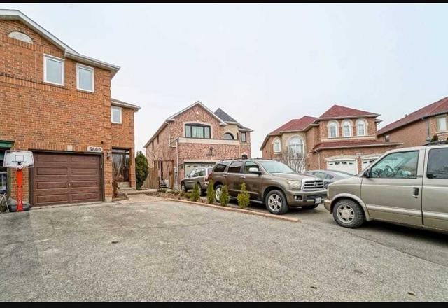 5600 Whistler Cres, House semidetached with 4 bedrooms, 4 bathrooms and 4 parking in Mississauga ON | Image 1