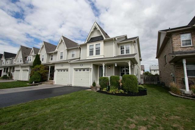80 Bexley Cres, House attached with 3 bedrooms, 3 bathrooms and 3 parking in Whitby ON | Image 1