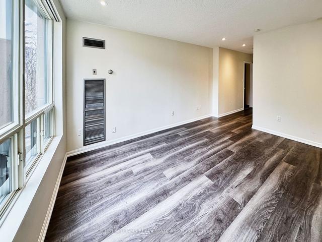 103n - 3 Hickory Tree Rd, Condo with 3 bedrooms, 3 bathrooms and 2 parking in Toronto ON | Image 19
