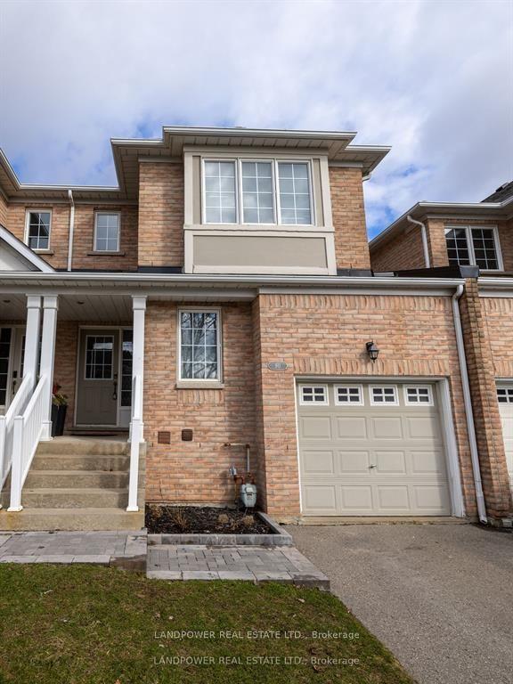 90 Lowther Ave, House attached with 3 bedrooms, 3 bathrooms and 3 parking in Richmond Hill ON | Image 1