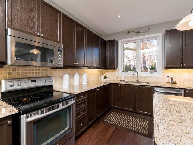 333 Valridge Dr, House detached with 3 bedrooms, 3 bathrooms and 4 parking in Hamilton ON | Image 8