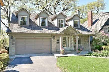 18 Brule Gdns, House detached with 4 bedrooms, 3 bathrooms and 2 parking in Toronto ON | Image 1