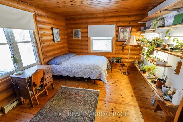 1483 Highway 6, House detached with 3 bedrooms, 2 bathrooms and 12 parking in South Bruce Peninsula ON | Image 3