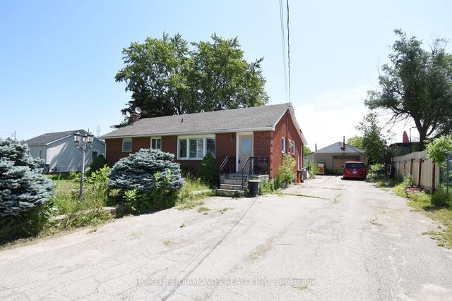 193 Glover Rd, House detached with 3 bedrooms, 1 bathrooms and 14 parking in Hamilton ON | Image 25