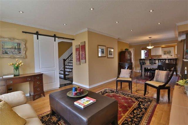 2297 Kenbarb Rd, House detached with 4 bedrooms, 6 bathrooms and 4 parking in Mississauga ON | Image 5
