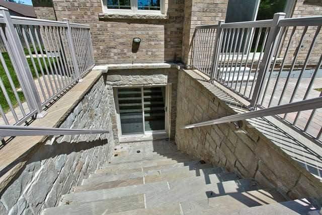 1636 Trotwood Ave, House detached with 4 bedrooms, 5 bathrooms and 4 parking in Mississauga ON | Image 13