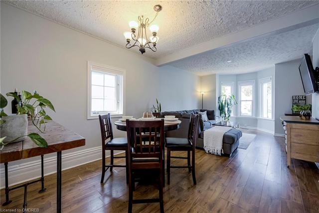 103 Park Avenue, House detached with 2 bedrooms, 1 bathrooms and null parking in Brantford ON | Image 4