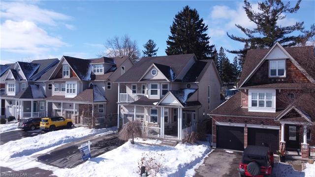 28 Charleswood Court, House detached with 4 bedrooms, 3 bathrooms and 5 parking in Cambridge ON | Image 47