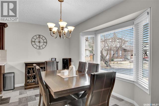 2727 Silverman Bay, House detached with 5 bedrooms, 3 bathrooms and null parking in Regina SK | Image 11