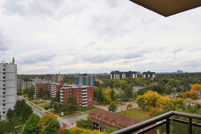 1210 - 121 Trudelle St, Condo with 3 bedrooms, 2 bathrooms and 2 parking in Toronto ON | Image 7