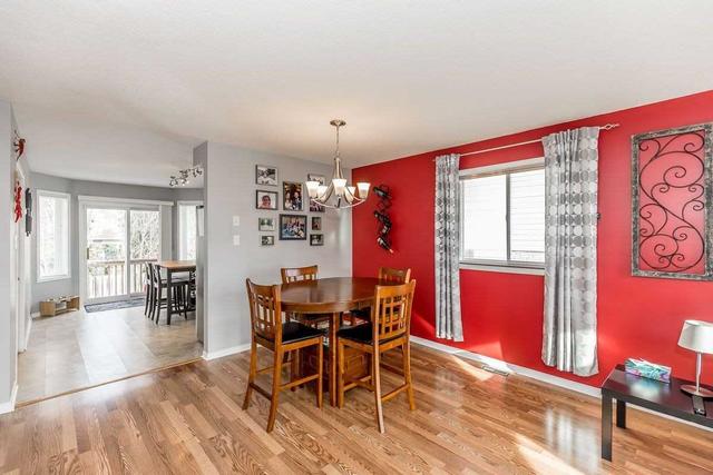 54 Leslie Ave, House detached with 2 bedrooms, 2 bathrooms and 5 parking in Barrie ON | Image 39