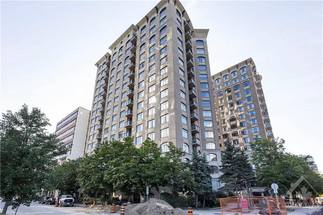 806 - 85 Bronson Avenue, Condo with 2 bedrooms, 2 bathrooms and 1 parking in Ottawa ON | Image 1