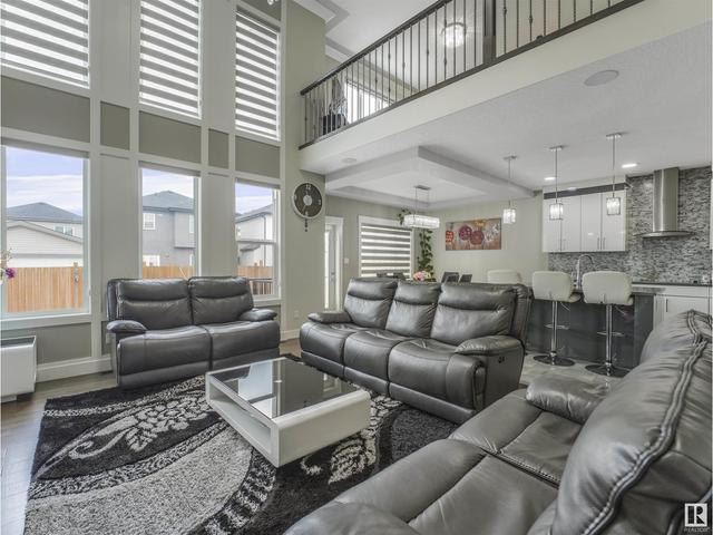 17024 62 St Nw, House detached with 7 bedrooms, 4 bathrooms and null parking in Edmonton AB | Image 9