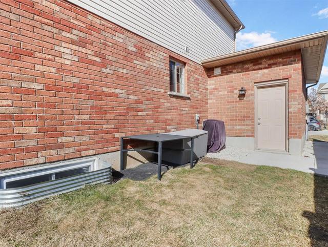 2 Davis St, House detached with 3 bedrooms, 3 bathrooms and 6 parking in Collingwood ON | Image 24