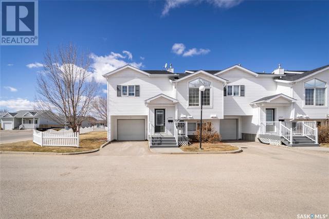 4764 Marigold Drive, House attached with 2 bedrooms, 2 bathrooms and null parking in Regina SK | Image 1
