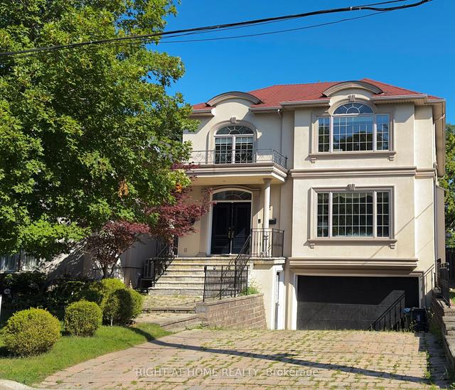 162 Elmwood Ave, House detached with 4 bedrooms, 6 bathrooms and 6 parking in Toronto ON | Image 1