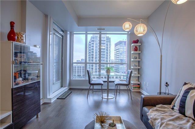 820 - 628 Fleet St, Condo with 1 bedrooms, 1 bathrooms and 1 parking in Toronto ON | Image 2