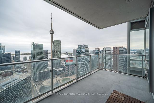 4801 - 180 University Ave, Condo with 2 bedrooms, 3 bathrooms and 1 parking in Toronto ON | Image 7