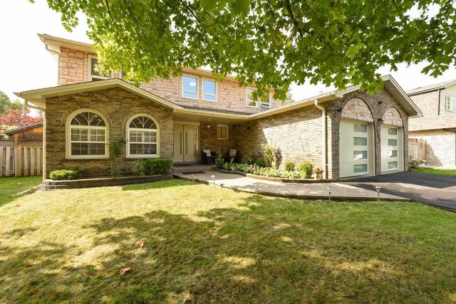 2502 Trevor Dr, House detached with 4 bedrooms, 4 bathrooms and 4 parking in Oakville ON | Image 12