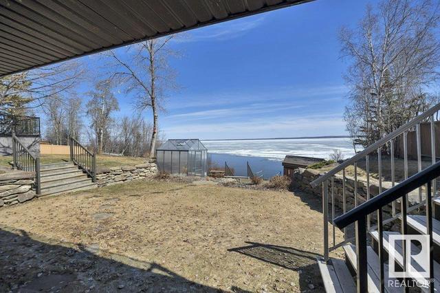 510 5 St, House detached with 4 bedrooms, 2 bathrooms and null parking in Norris Beach AB | Image 50