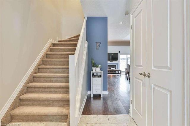 12 Banks St, House detached with 3 bedrooms, 3 bathrooms and 3.5 parking in Brantford ON | Image 23