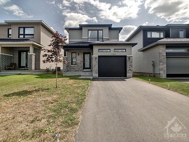 189 Onyx Crescent, House detached with 3 bedrooms, 2 bathrooms and 3 parking in Clarence Rockland ON | Image 2