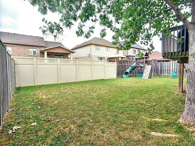 6945 Shannon Dr, House detached with 3 bedrooms, 3 bathrooms and 6 parking in Niagara Falls ON | Image 16