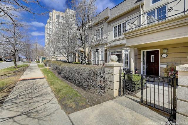 th 22 - 2 Rean Dr, Townhouse with 2 bedrooms, 3 bathrooms and 2 parking in Toronto ON | Image 18
