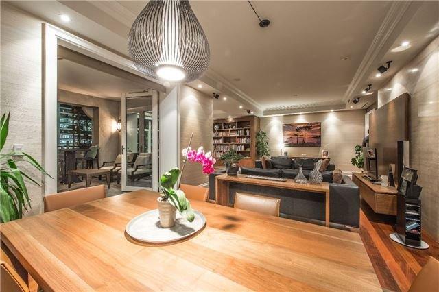 7c - 1 St Thomas St, Condo with 2 bedrooms, 3 bathrooms and 2 parking in Toronto ON | Image 9