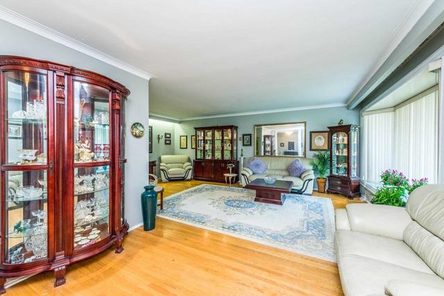 75 Rockford Rd, House detached with 3 bedrooms, 5 bathrooms and 7 parking in Toronto ON | Image 35