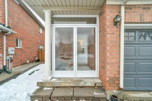 25 Camino Dr N, House semidetached with 3 bedrooms, 4 bathrooms and 4 parking in Vaughan ON | Image 34